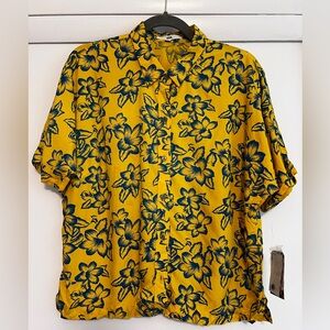 VANS Woman’s Yellow Floral Tropical Button-Up Shirt NWT Small